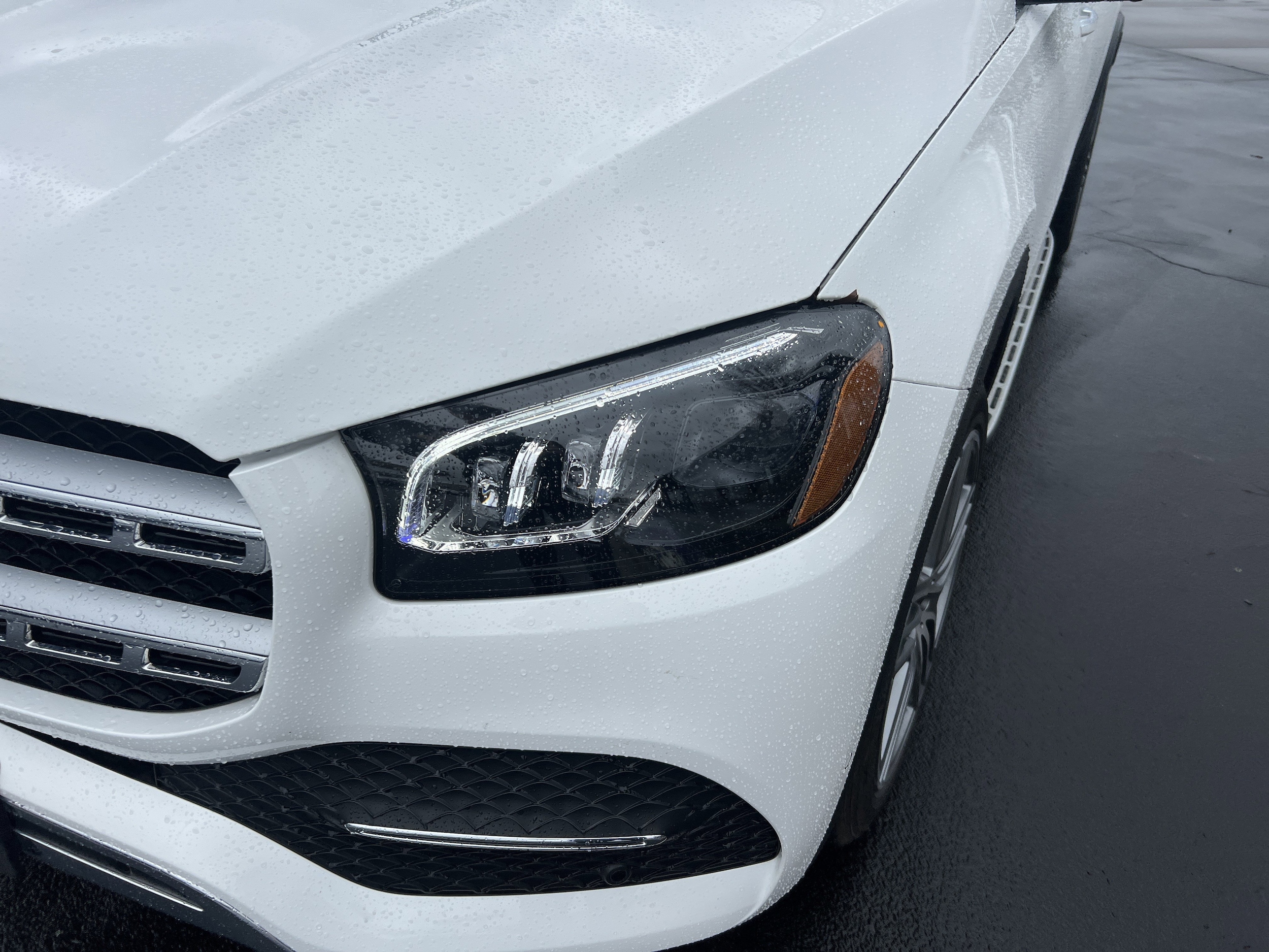 2023 Mercedes-Benz GLS 450 photo 4