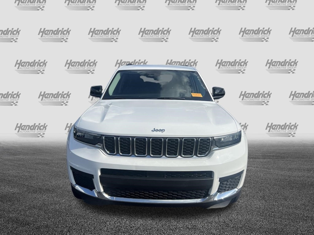 Used 2023 Jeep Grand Cherokee L Laredo SUV