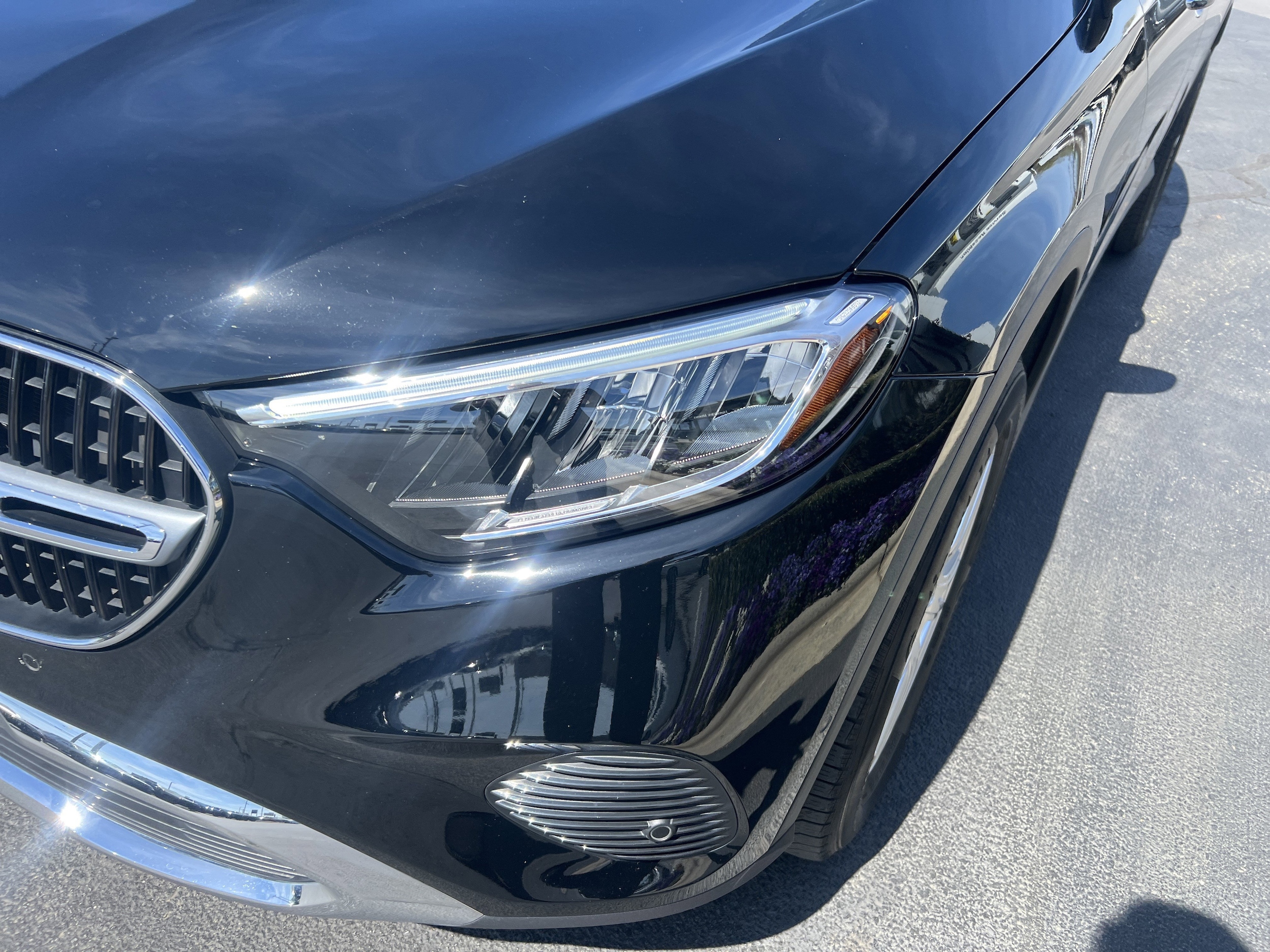 2023 Mercedes-Benz GLC 300 photo 5