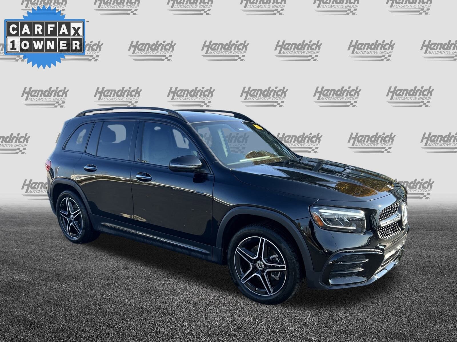 2024 Mercedes Benz GLB 250 photo 2