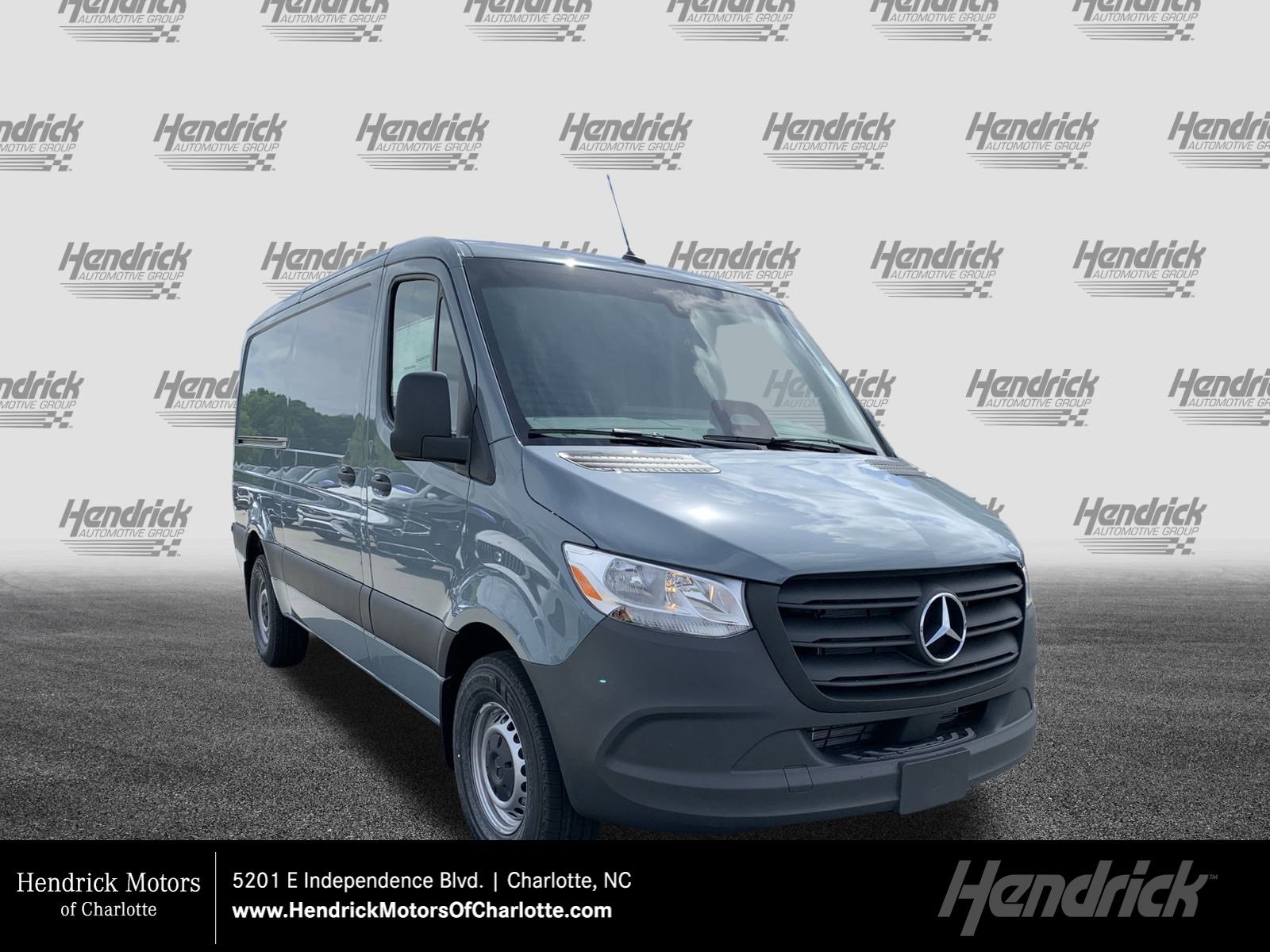 2025 Mercedes-Benz Sprinter 2500 144 WB's photo