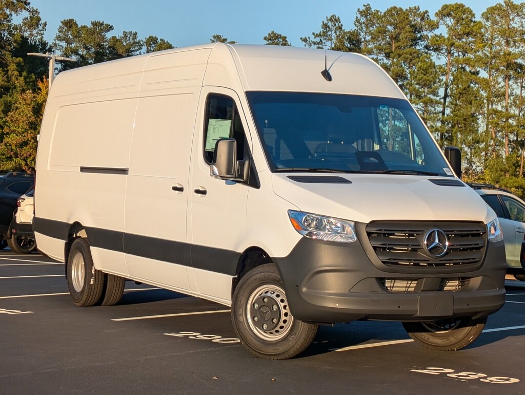 New 2025 Mercedes-Benz Sprinter Cargo Van 3500XD High Roof I4 Diesel HO 170 Extended RWD Van