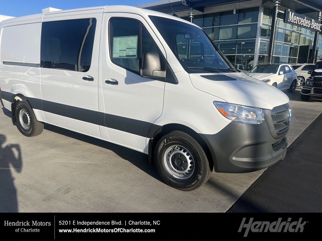 New 2026 Mercedes-Benz Sprinter Crew Van 2500 Standard Roof I4 Diesel HO 144 RWD Van