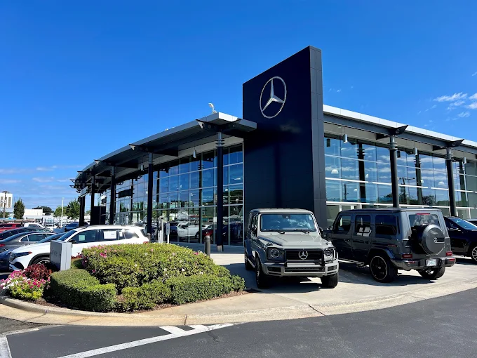 Mercedes-Benz Service Near Pineville