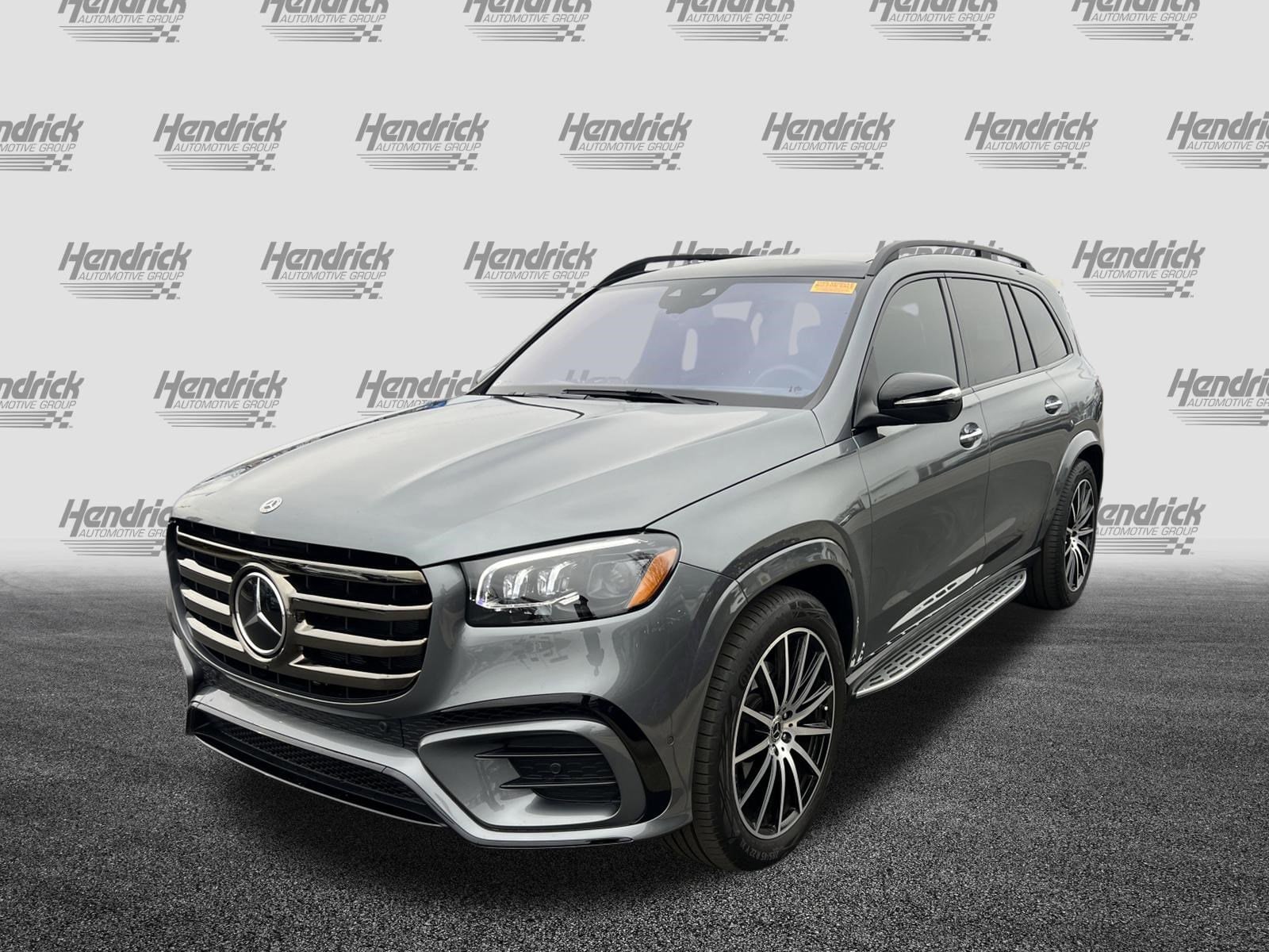 2026 Mercedes-Benz GLS GLS 580 photo 4