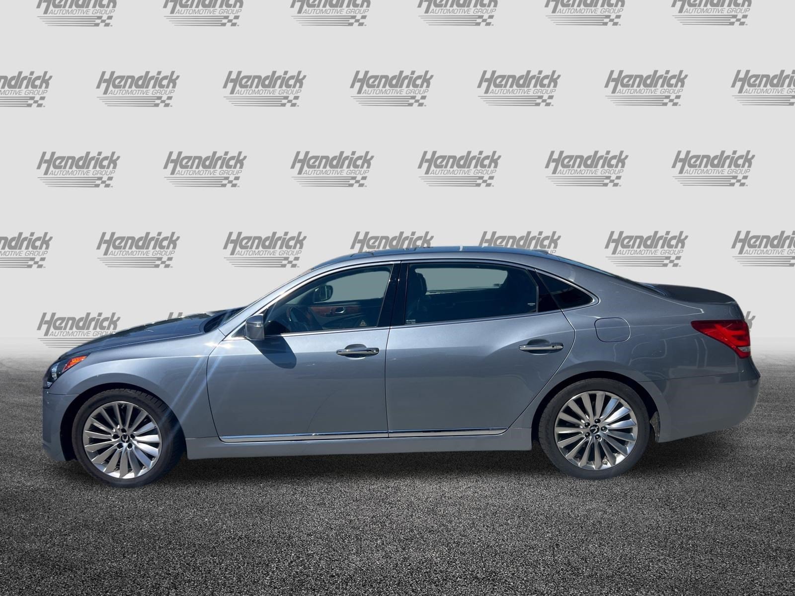 Hyundai Equus Signature