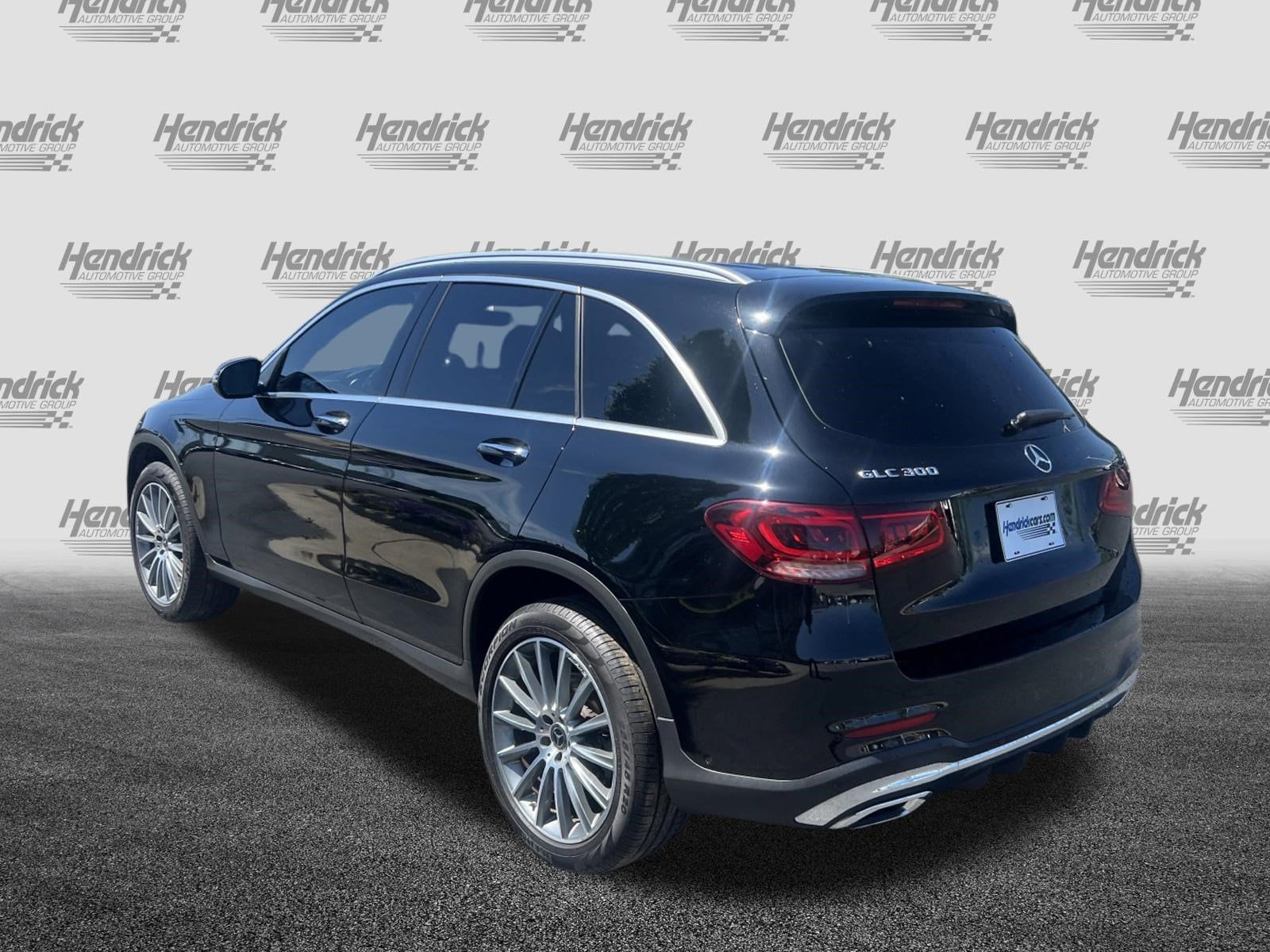 2021 Mercedes-Benz GLC 300 photo 3