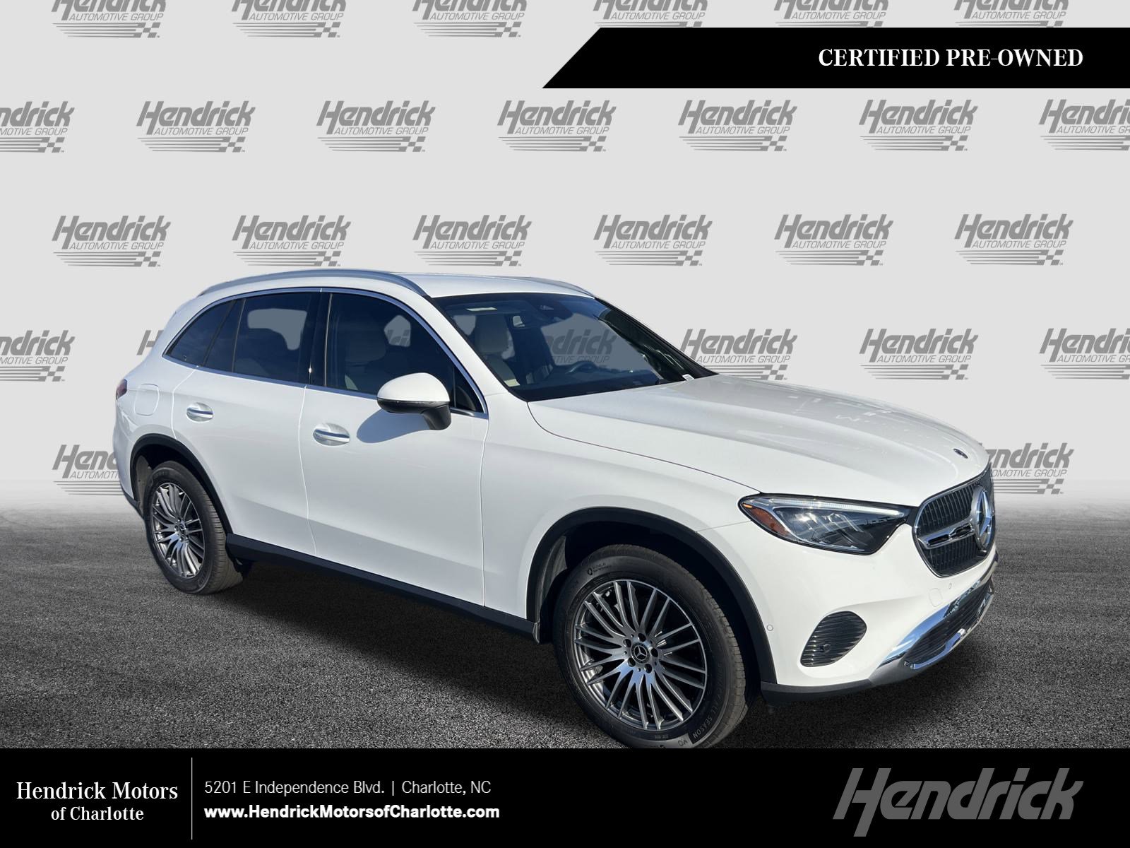 2025 Mercedes-Benz GLC Base's photo