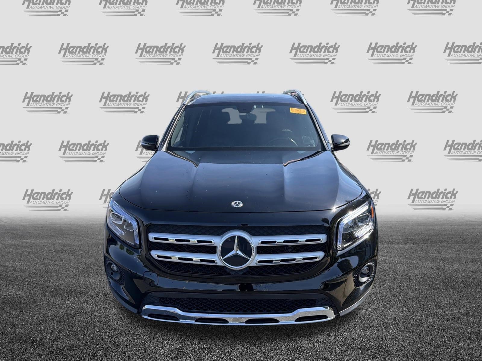 2022 Mercedes-Benz GLB 250 photo 2