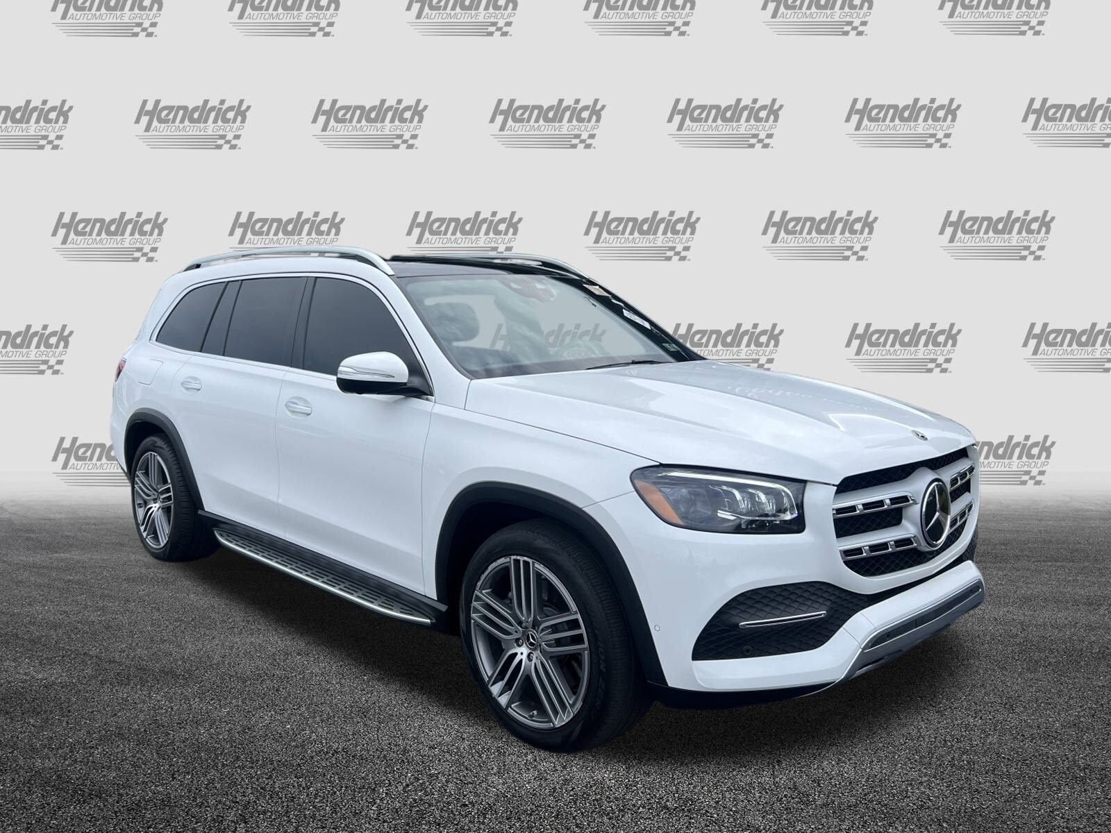 2022 Mercedes Benz GLS 450 4MATIC photo 2