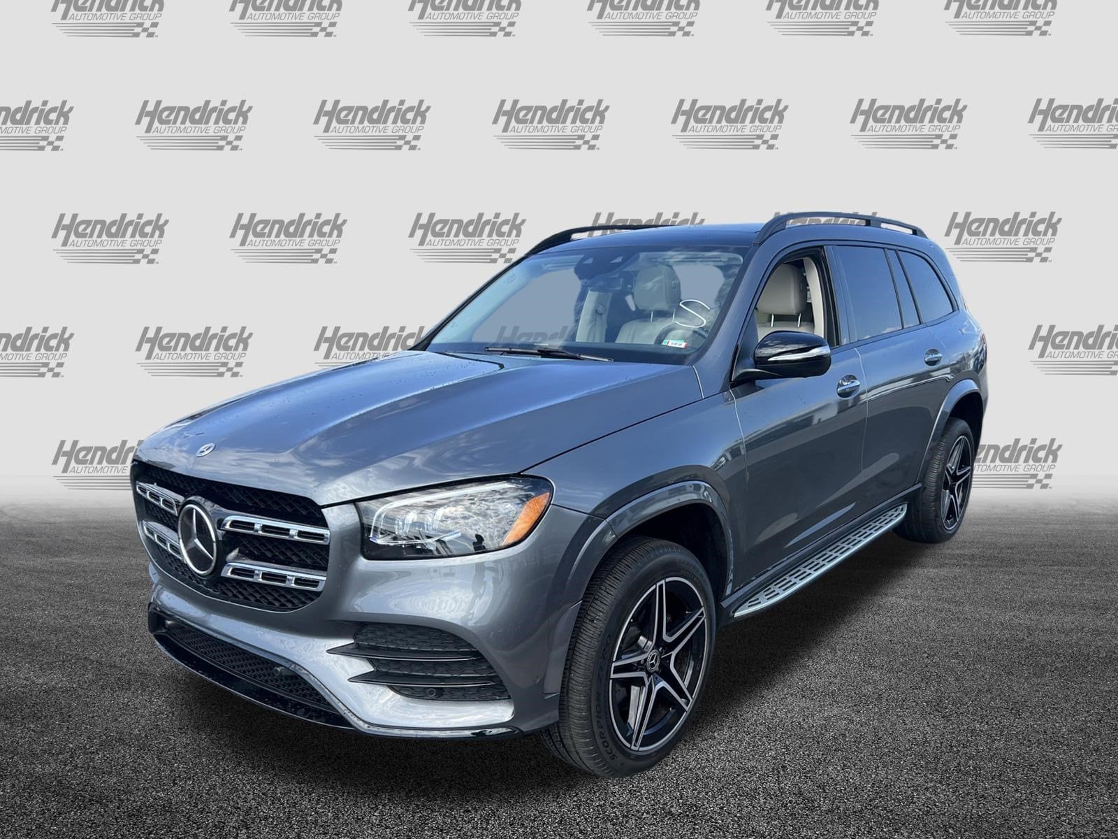 2023 Mercedes-Benz GLS 450 photo 4