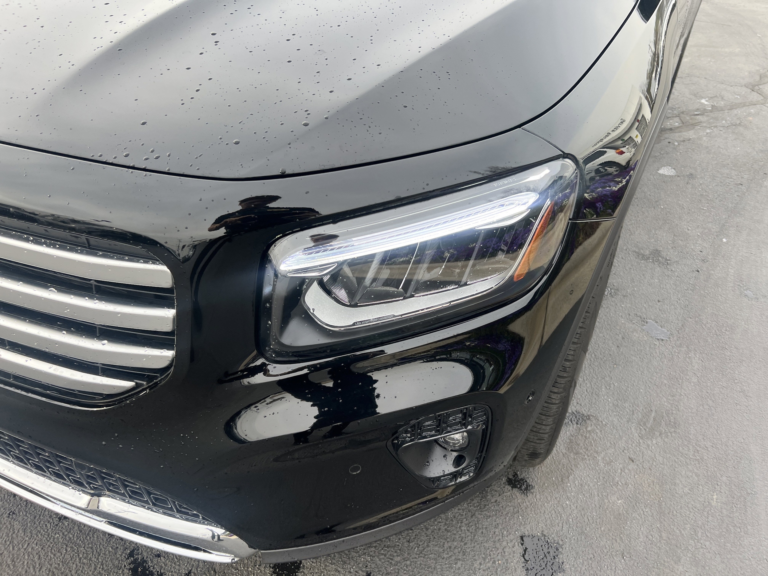 2025 Mercedes-Benz GLB 250 photo 5