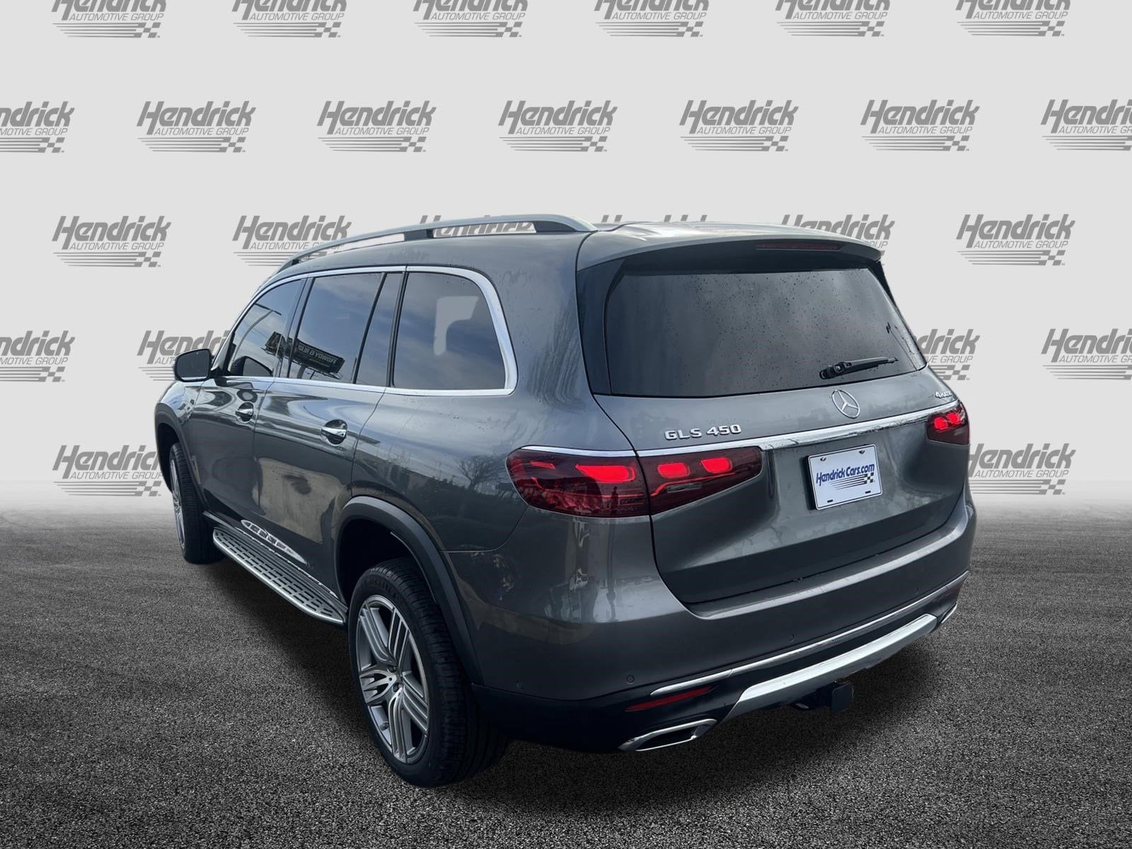 2024 Mercedes-Benz GLS 450 photo 3