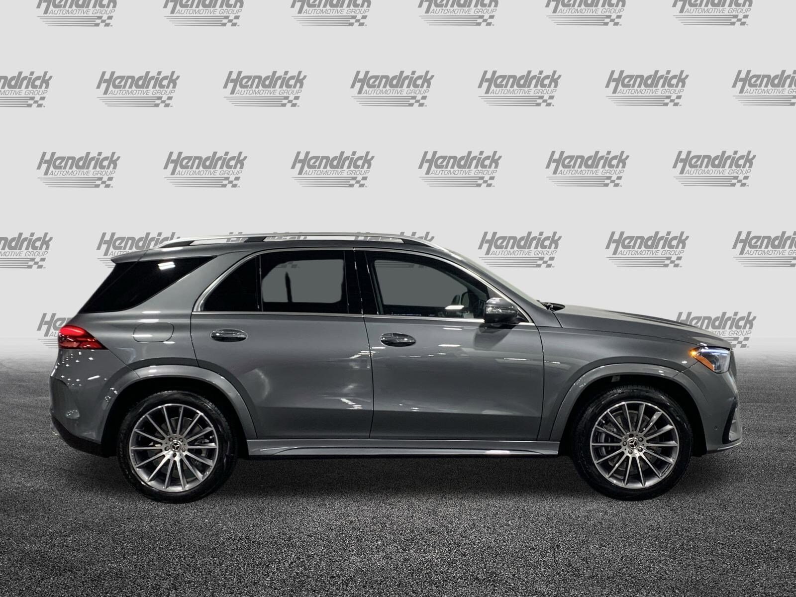2025 Mercedes Benz GLE 350 4MATIC photo 3
