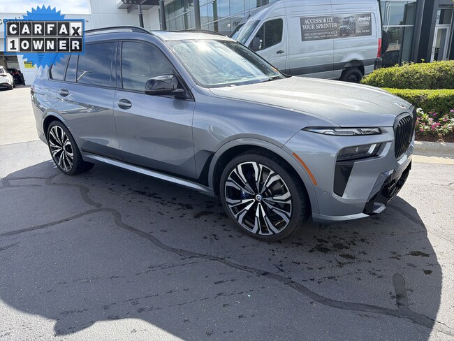 2023 BMW X7 M60i SUV