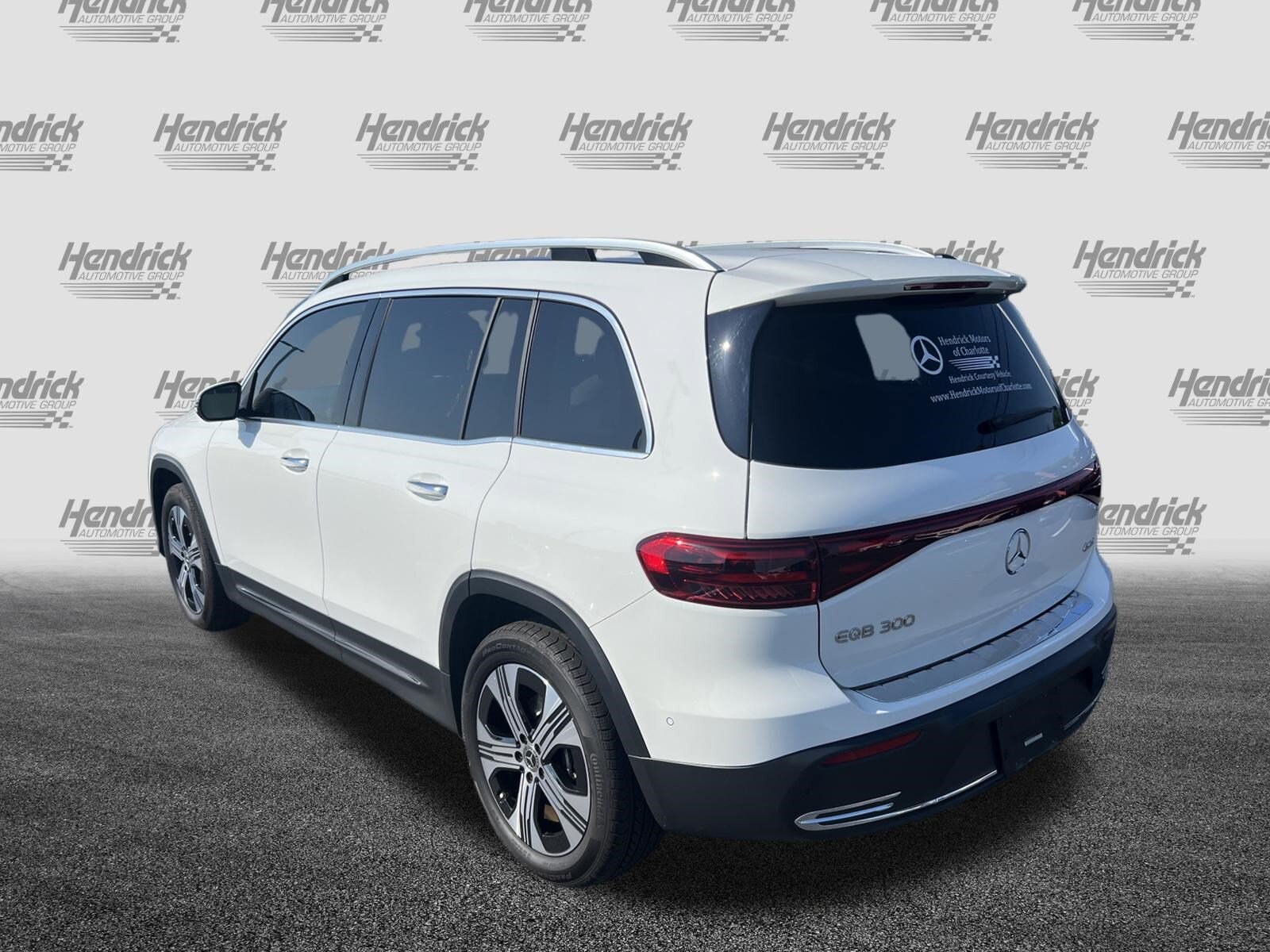 Mercedes-Benz EQB EQB 300