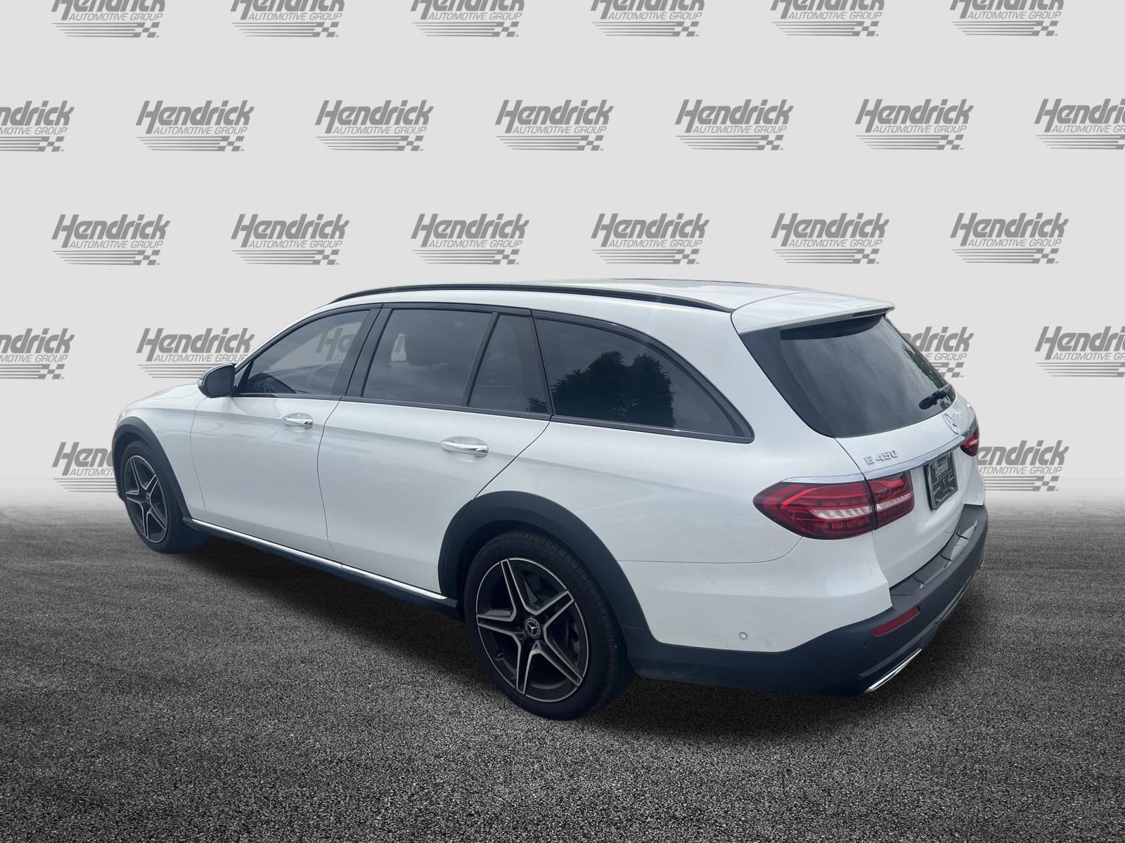 2023 Mercedes-Benz E-Class E 450 photo 3