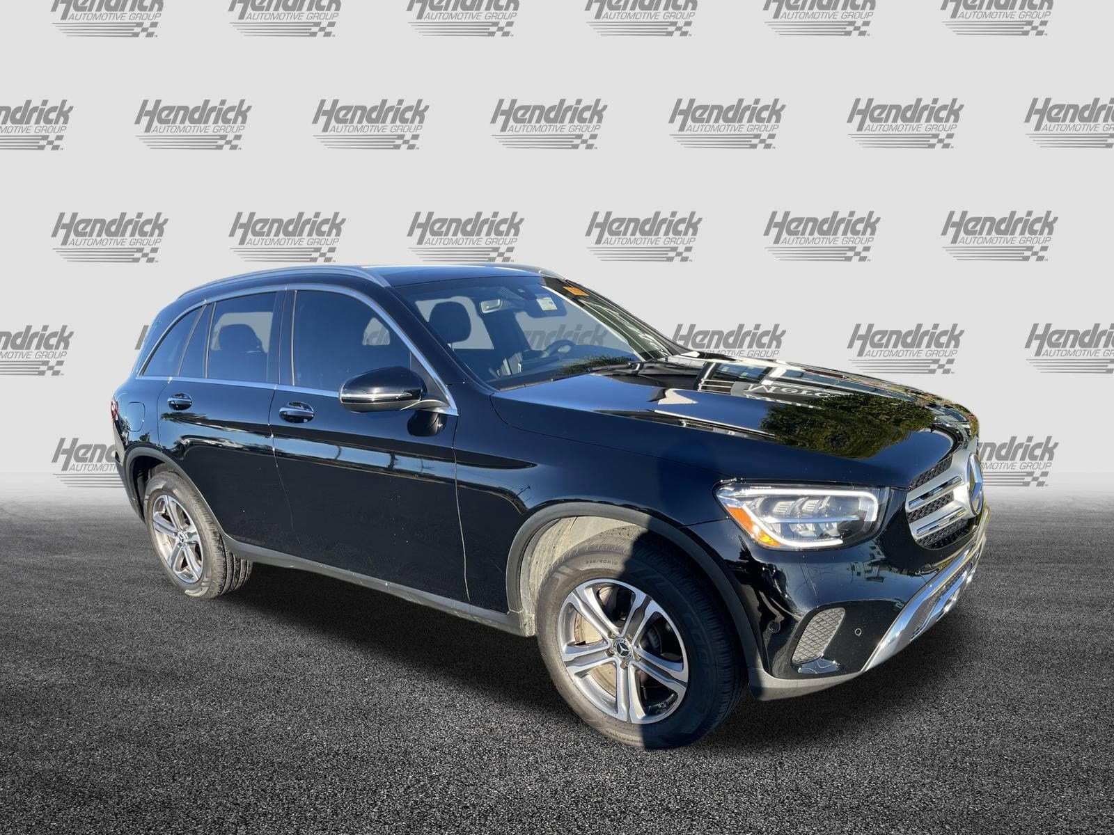 2021 Mercedes Benz GLC 300 photo 2