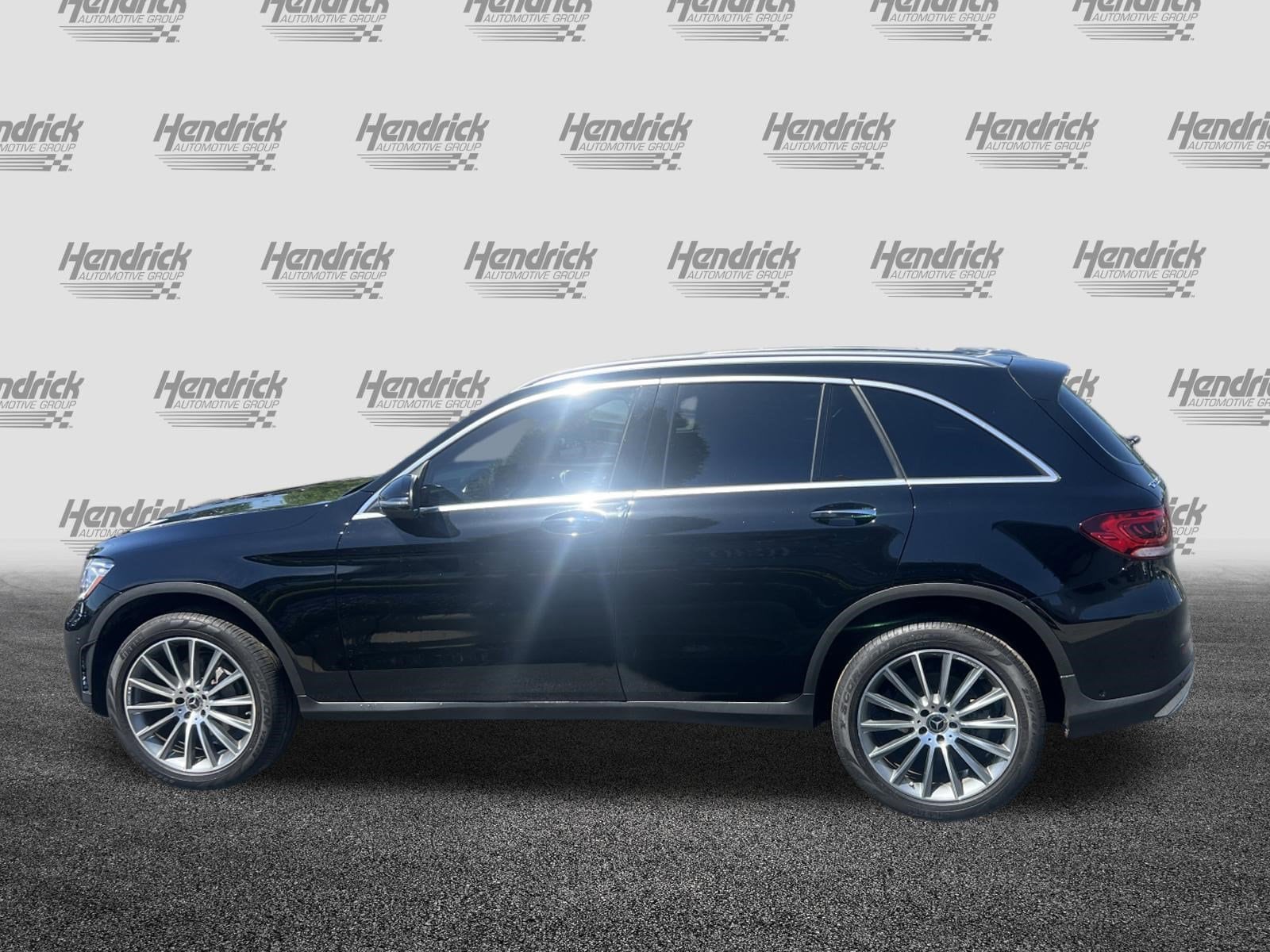 2021 Mercedes-Benz GLC 300 photo 6