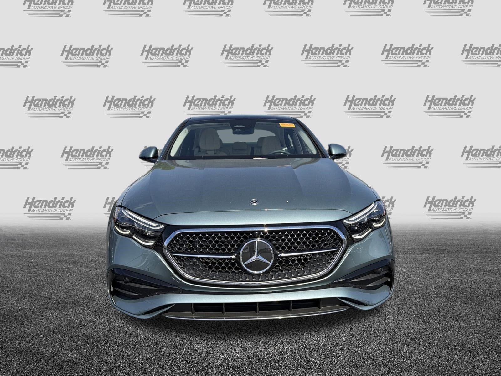 2025 Mercedes-Benz E-Class E 450 photo 2