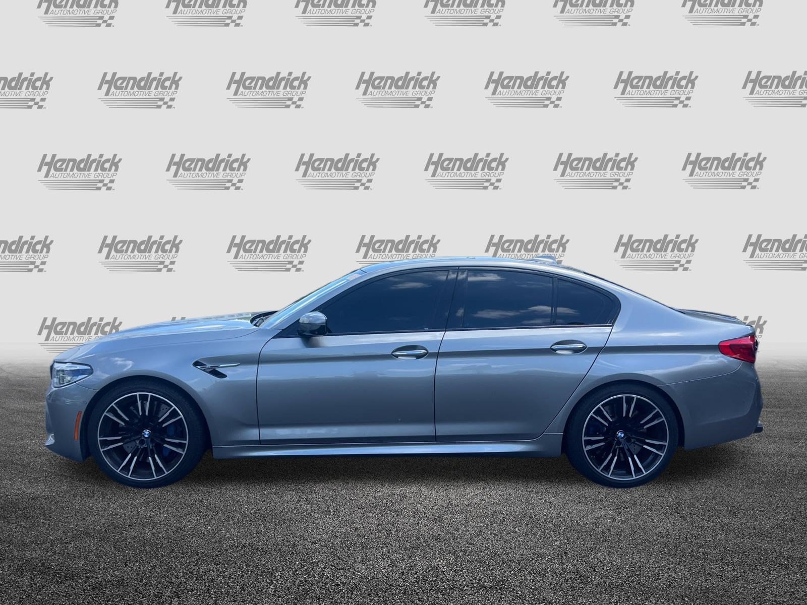 BMW M5 Sedan