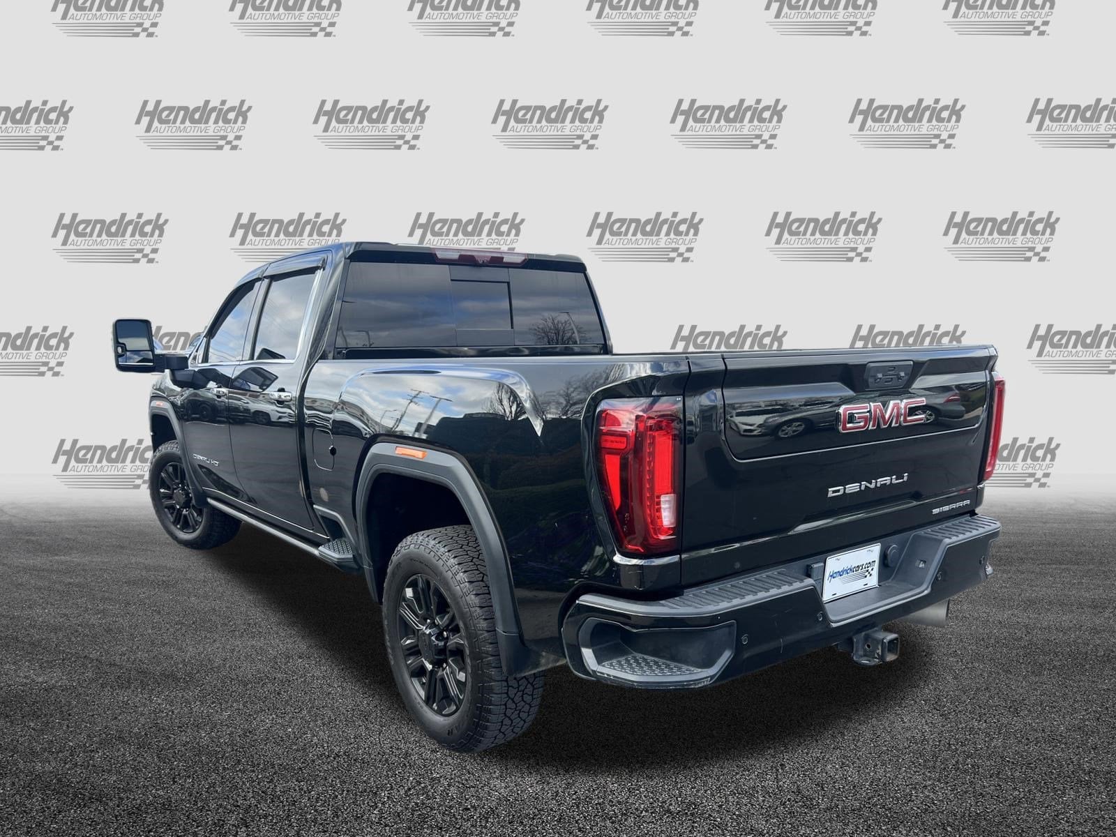 2023 GMC Sierra 2500HD Denali photo 6