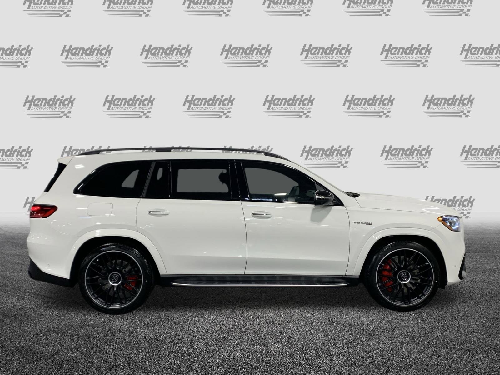 2025 Mercedes Benz GLS AMG 63 photo 3