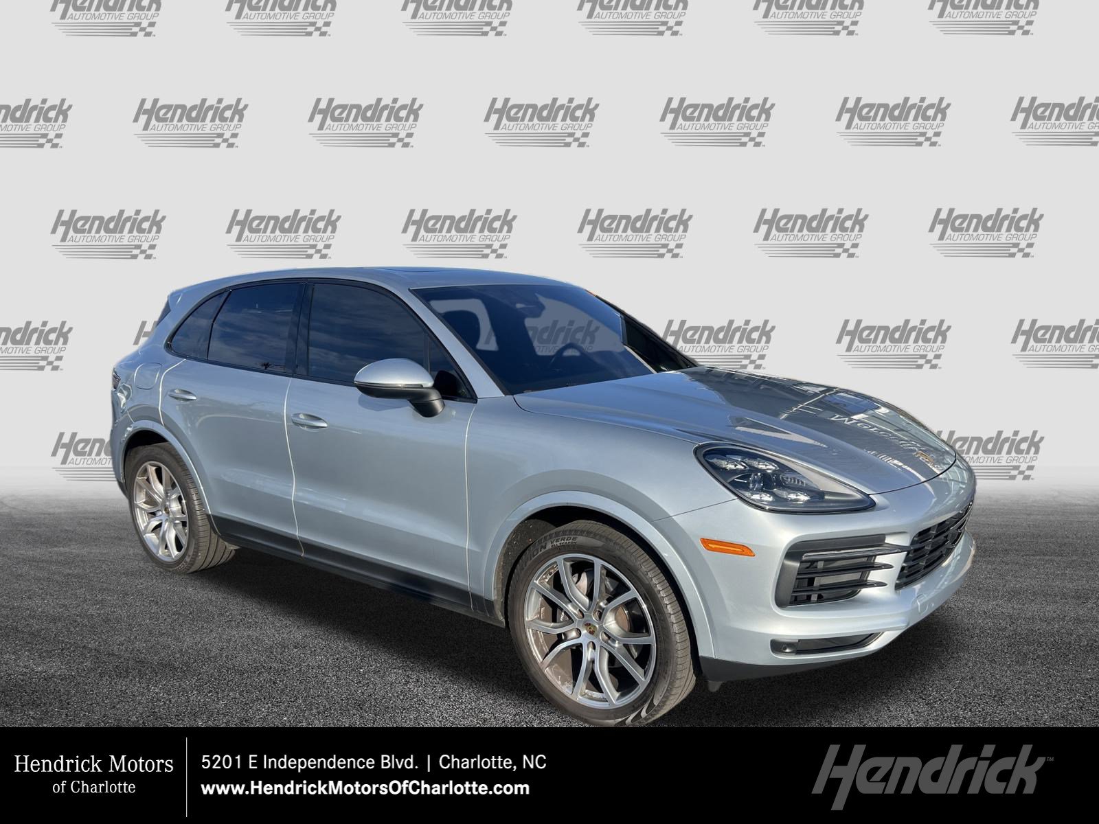 2020 Porsche Cayenne Base's photo