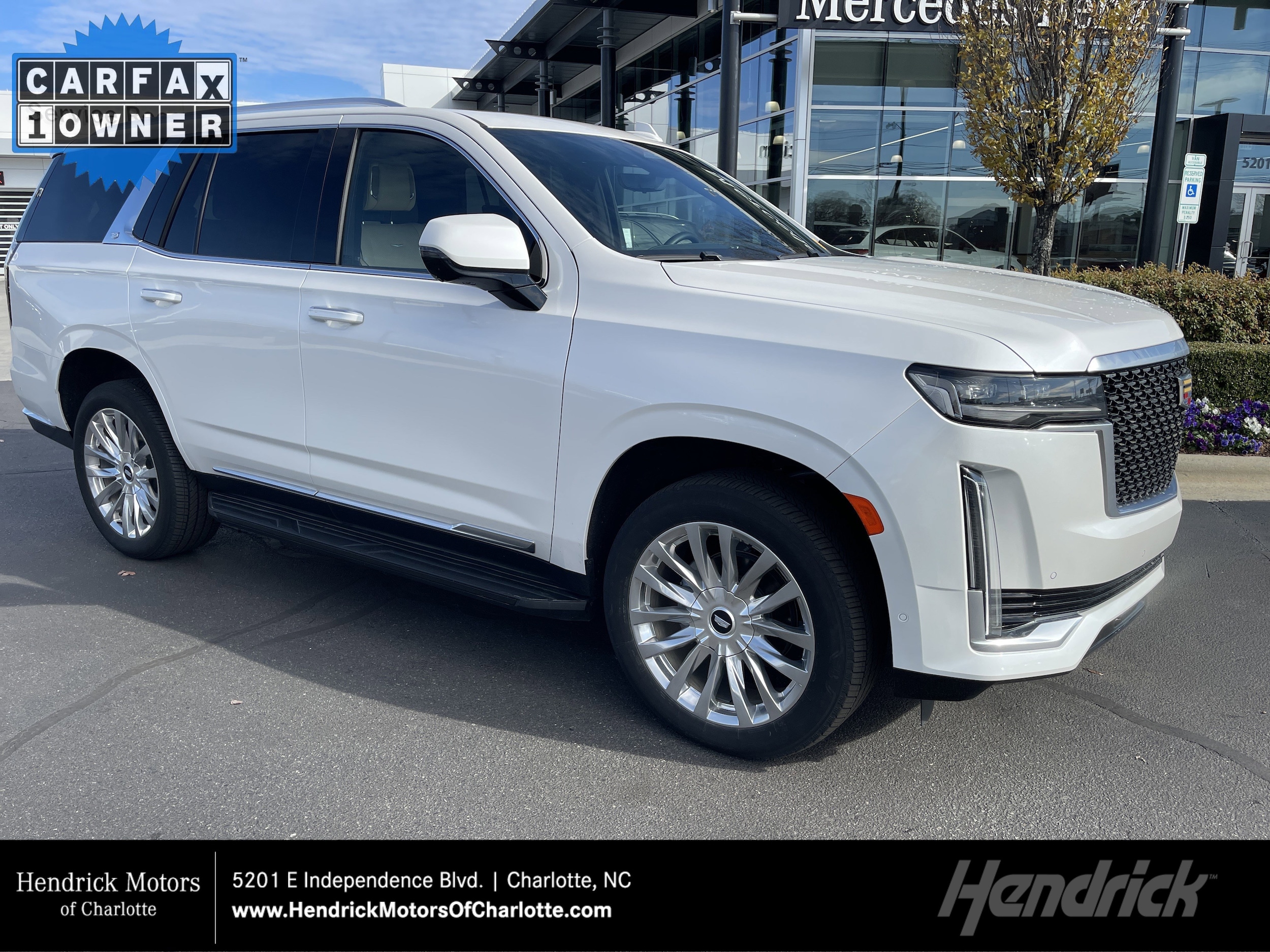 2023 Cadillac Escalade Premium Luxury's photo