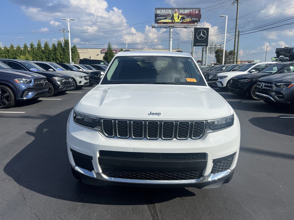 Used 2023 Jeep Grand Cherokee L Laredo SUV