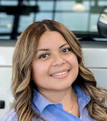 Staff member Cindy Garcia from ID_22288e528bfa
