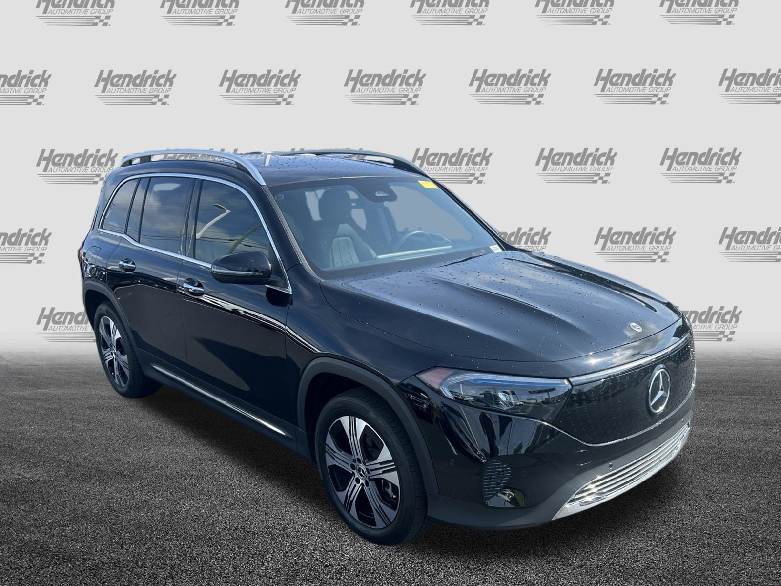 Mercedes-Benz EQB EQB 300