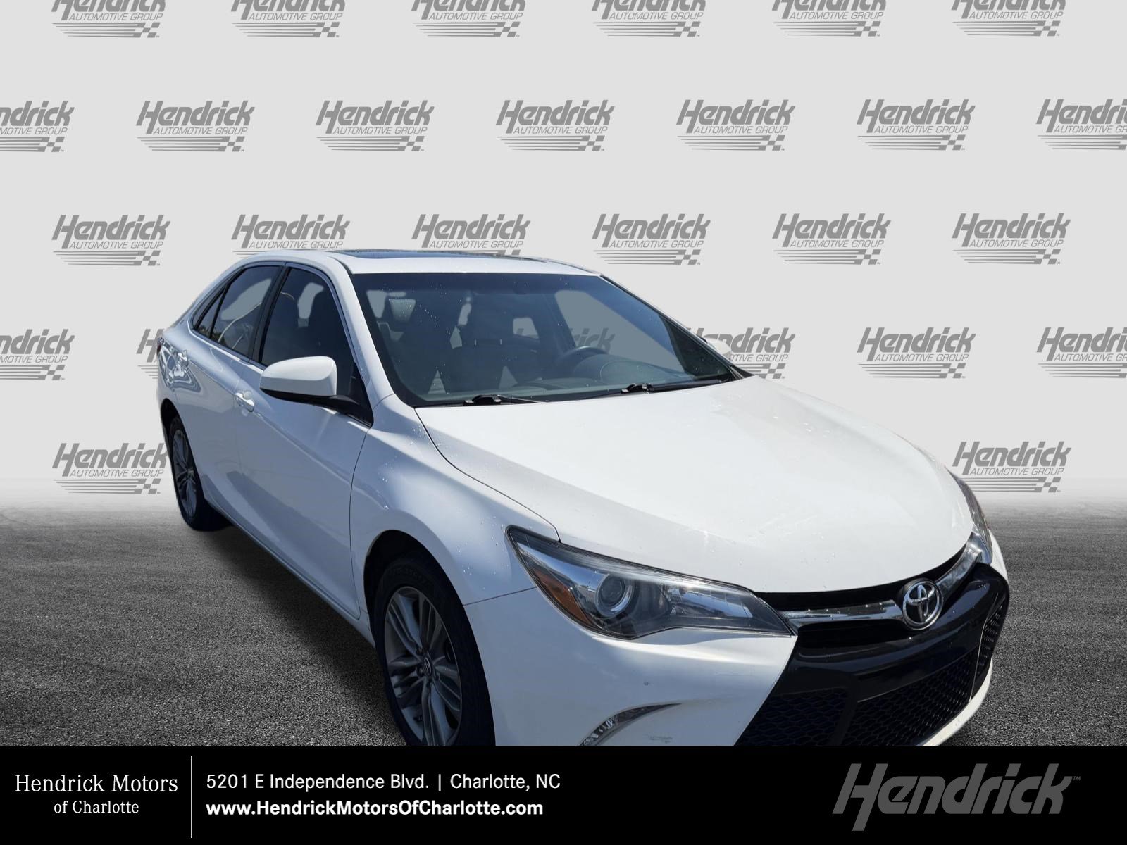 2017 Toyota Camry 2.5 Auto SE's photo
