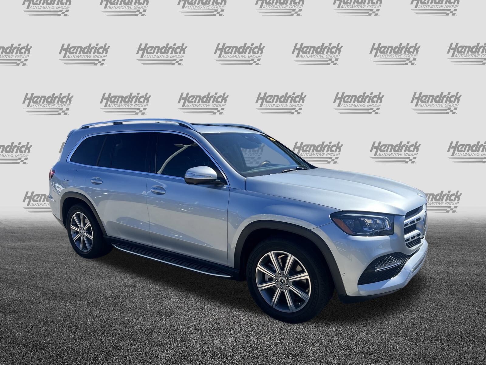 2022 Mercedes Benz GLS 450 4MATIC photo 2
