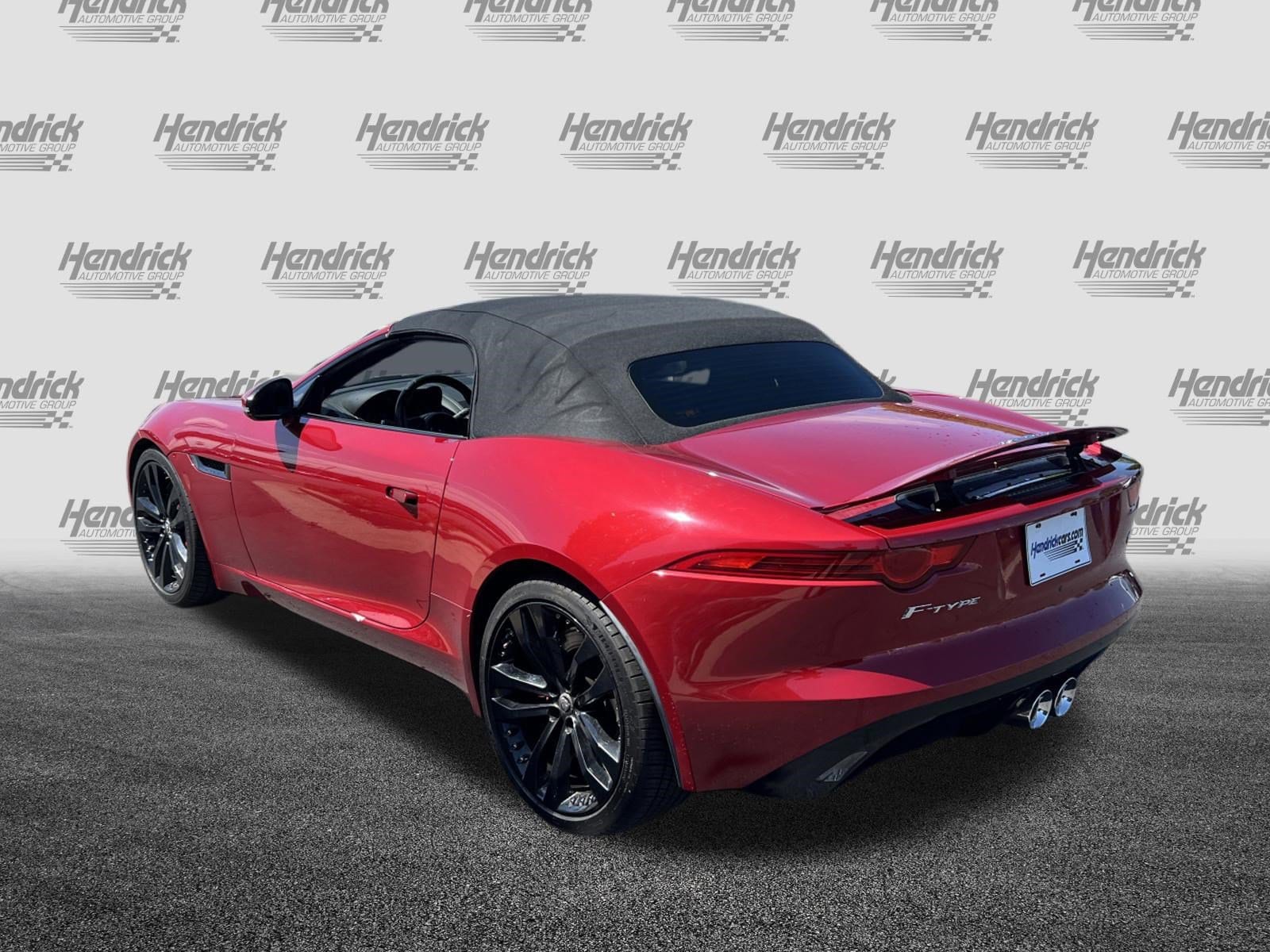 2014 Jaguar F-TYPE V6 S photo 3