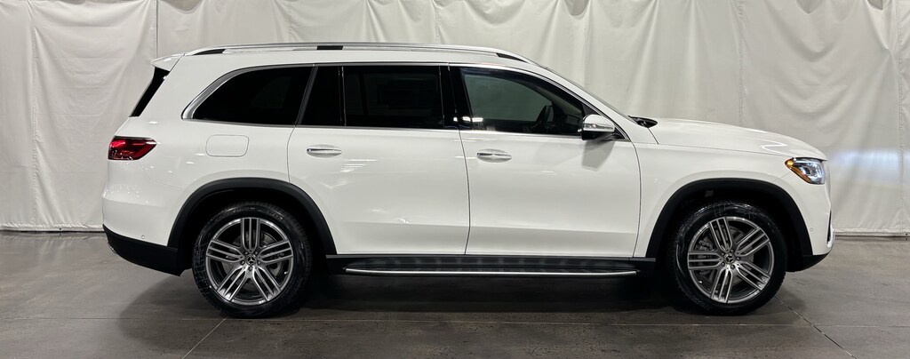 New 2026 Mercedes-Benz GLS 450 SUV