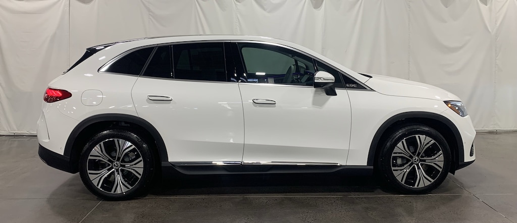 New 2026 Mercedes-Benz EQE 320+ SUV