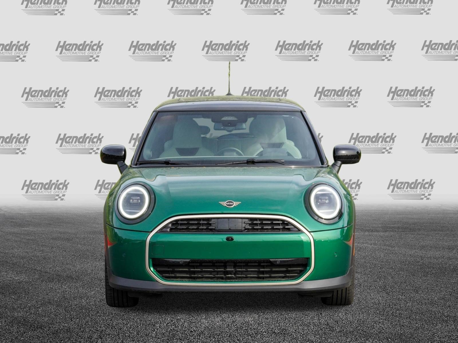2025 MINI Hardtop 2 Door Cooper photo 2