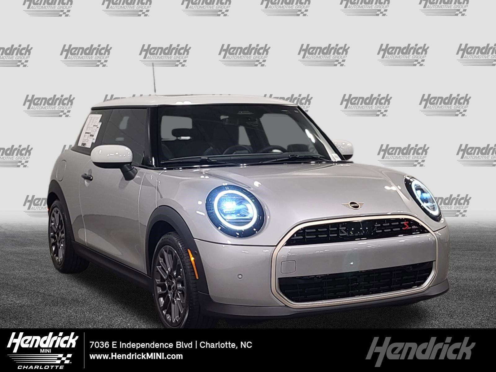 2026 MINI Hardtop Cooper S's photo