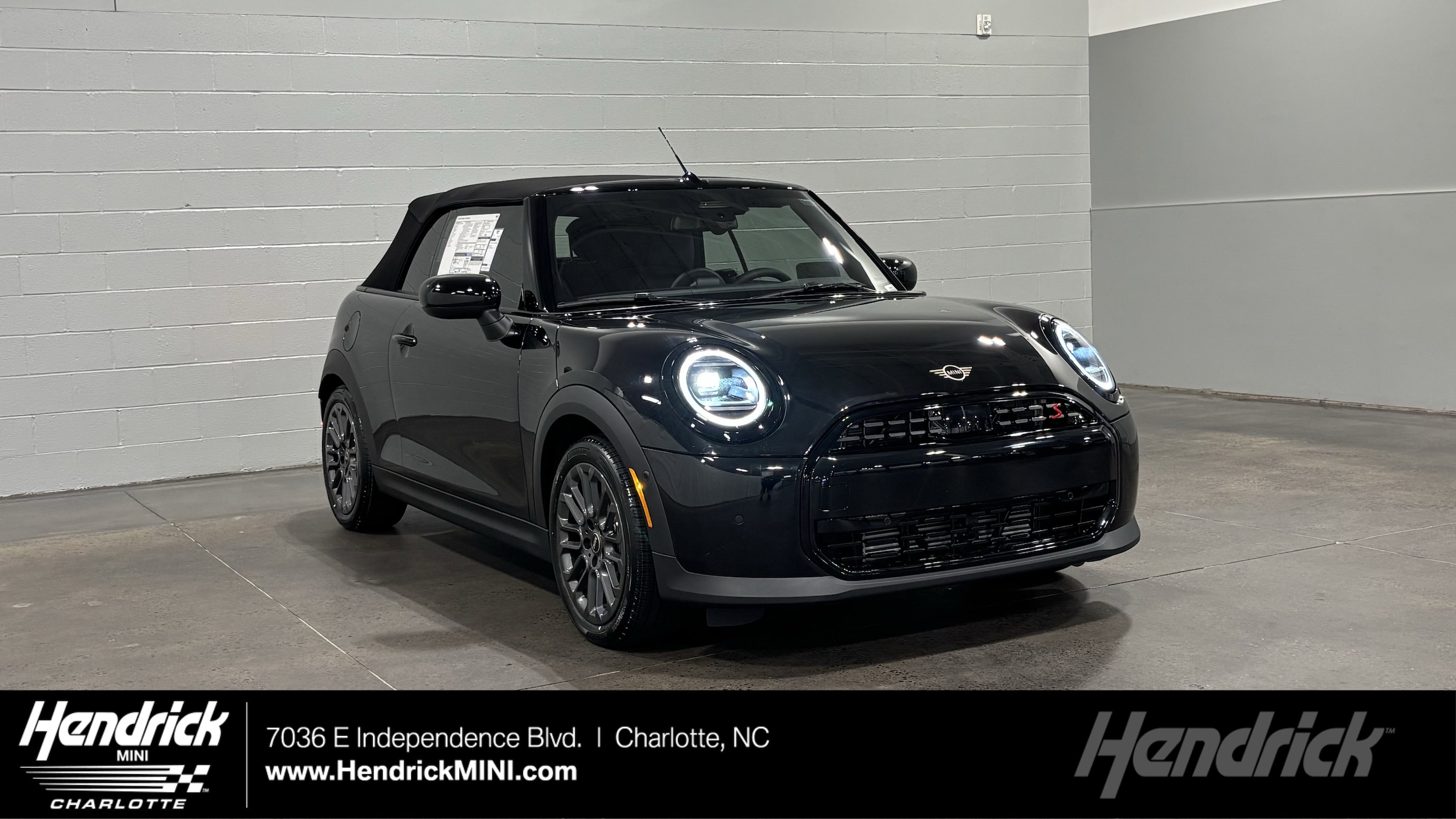 2026 MINI Convertible Cooper S's photo