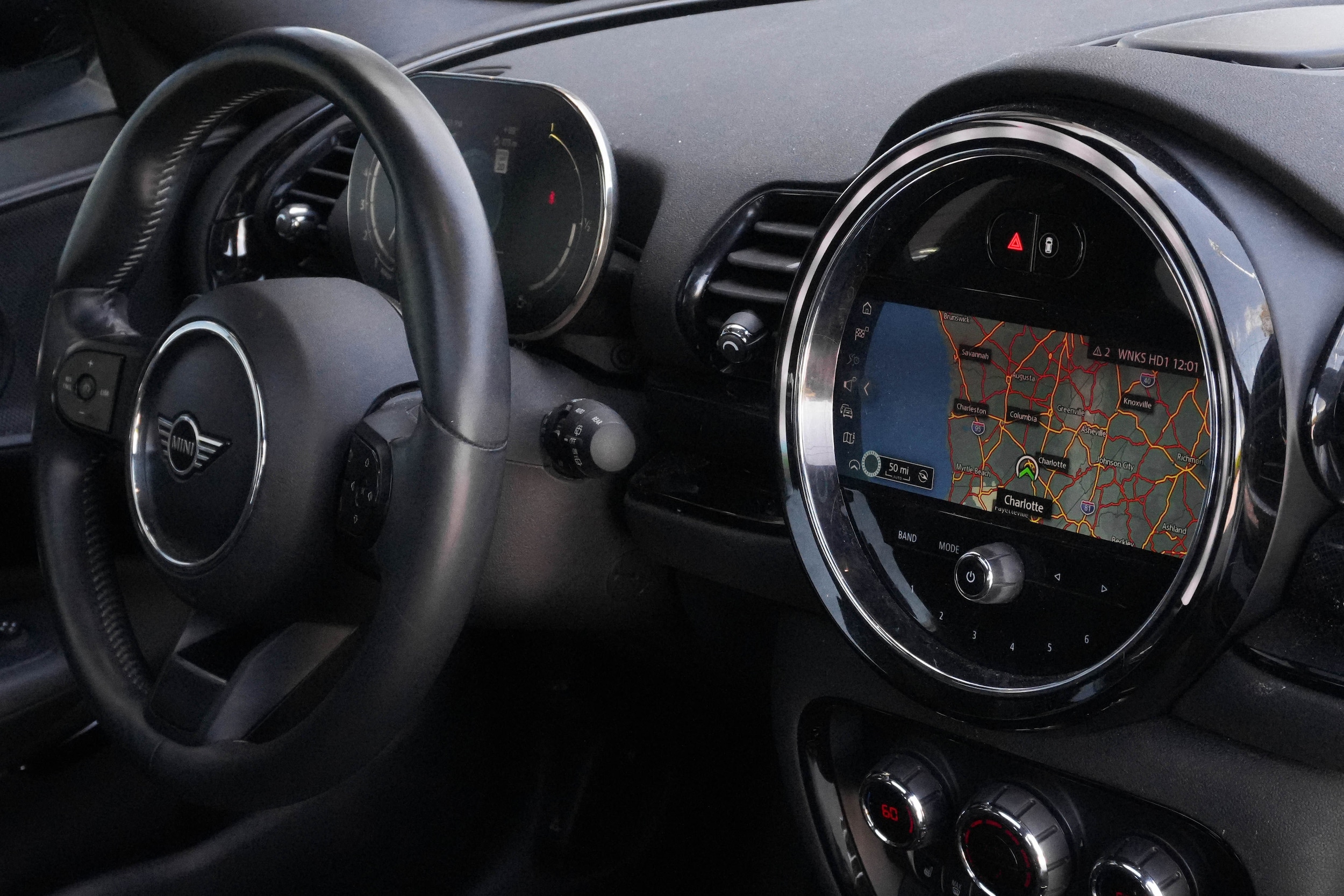 2022 MINI Clubman Cooper S photo 3