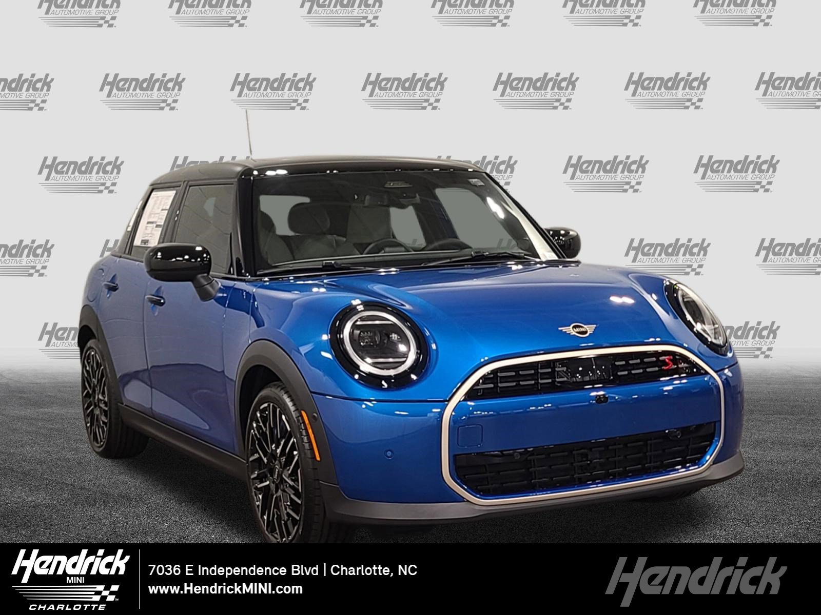 2026 MINI Hardtop Cooper S's photo