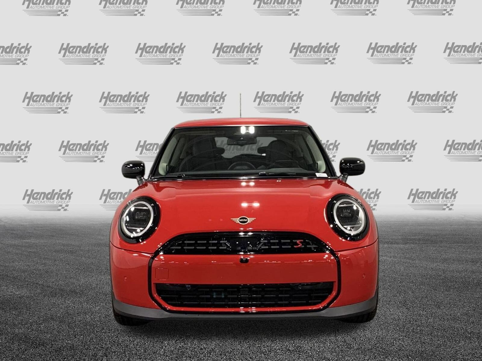 2025 Mini Cooper 2 Door Hardtop S photo 2