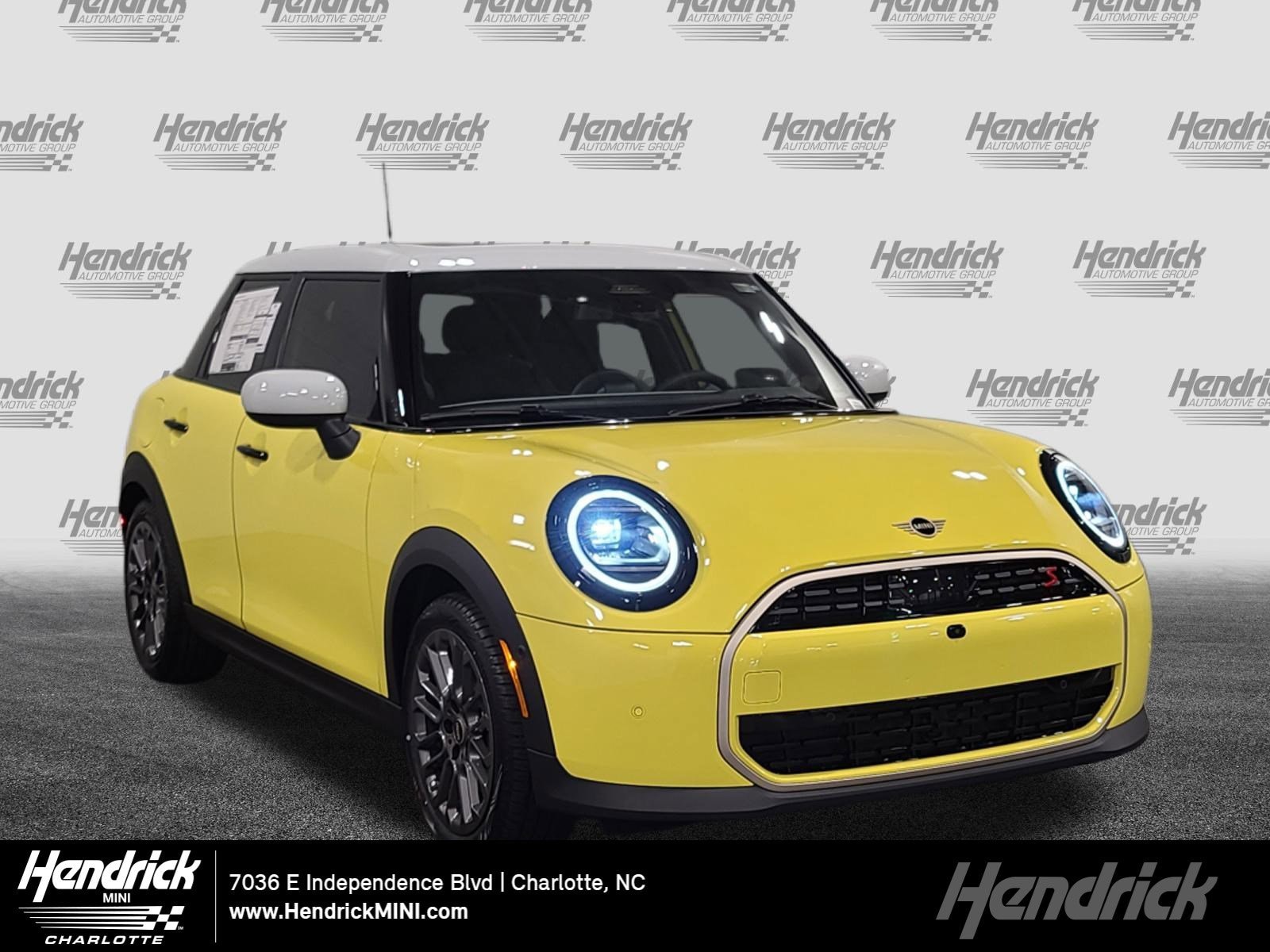 2026 MINI Hardtop 4 Door S's photo