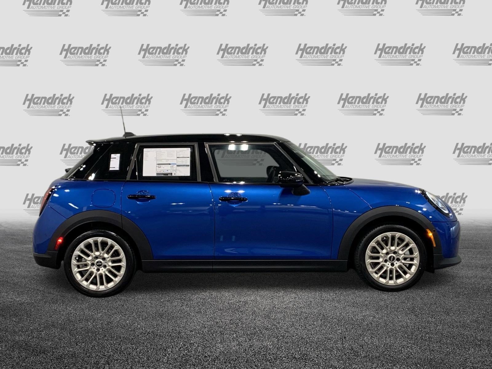 2025 MINI Hardtop 4 Door Cooper S photo 3