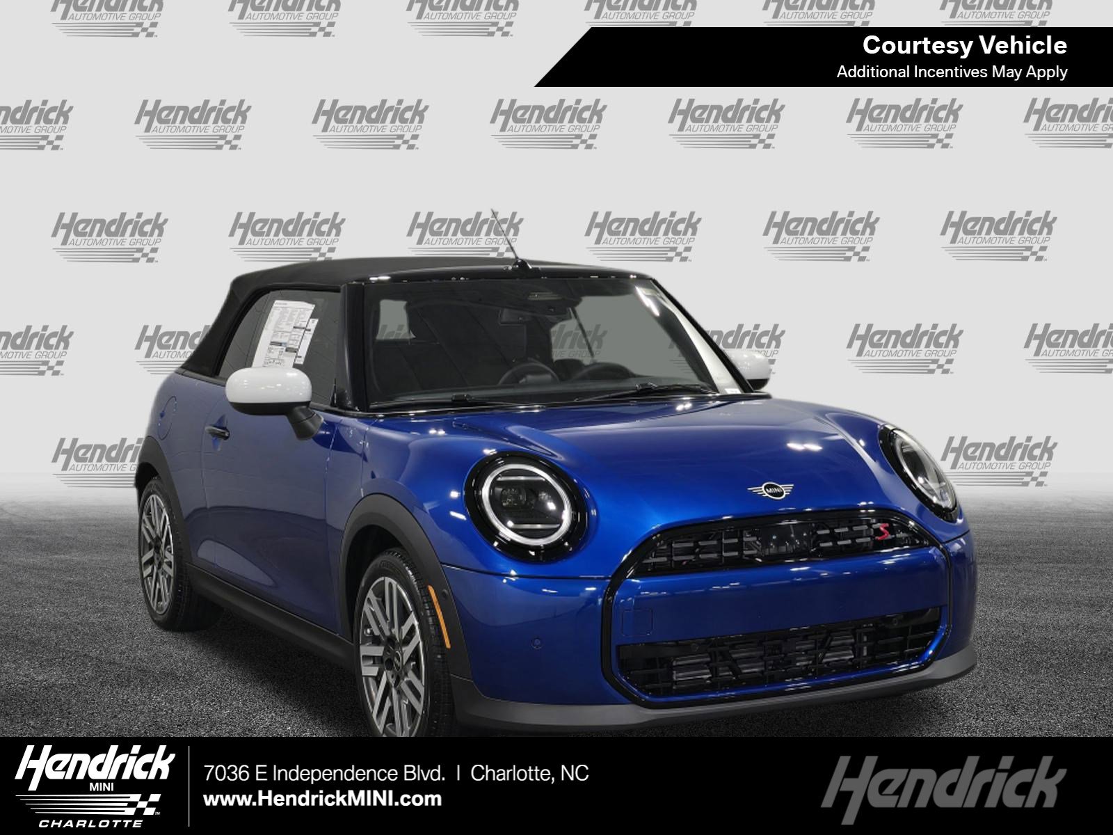 2026 MINI Convertible Cooper S's photo