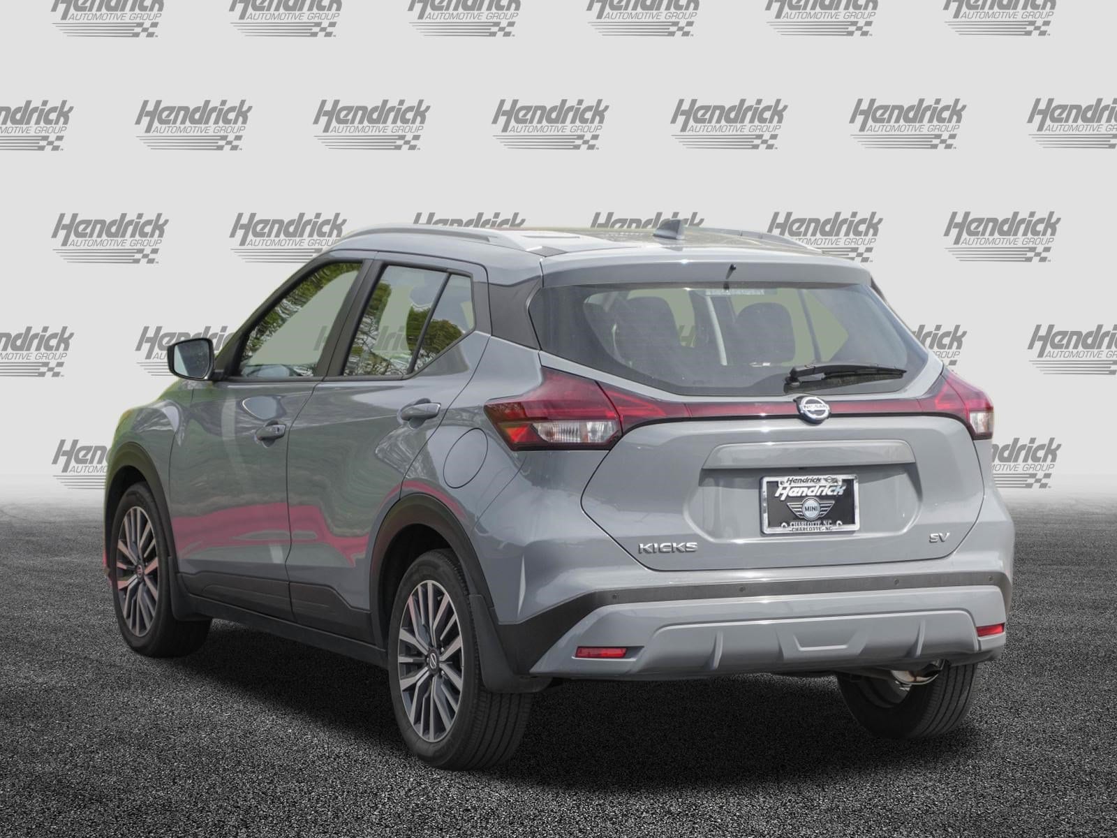 2021 Nissan Kicks SV photo 6