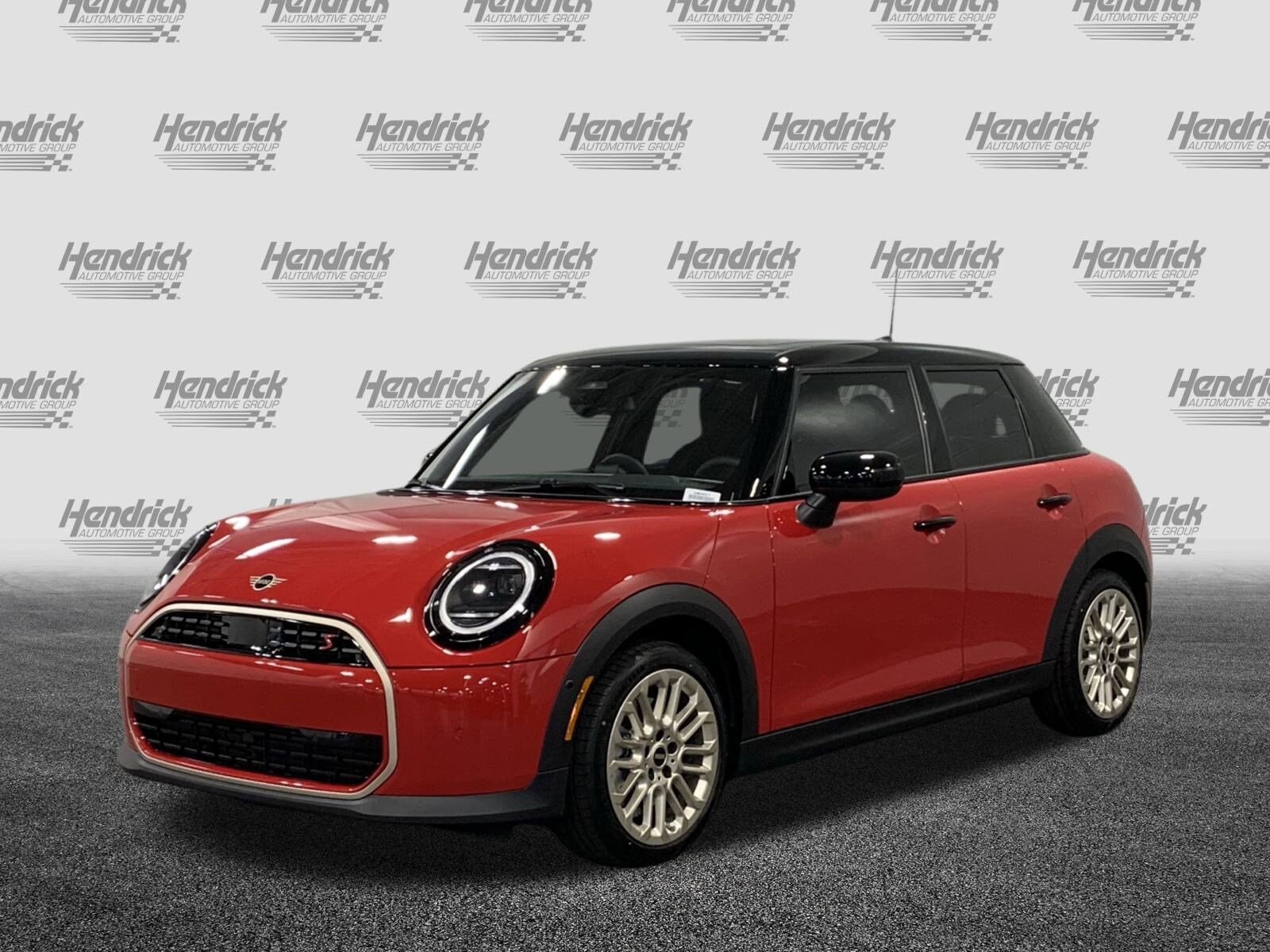 2025 Mini Cooper 4 Door Hardtop S photo 3