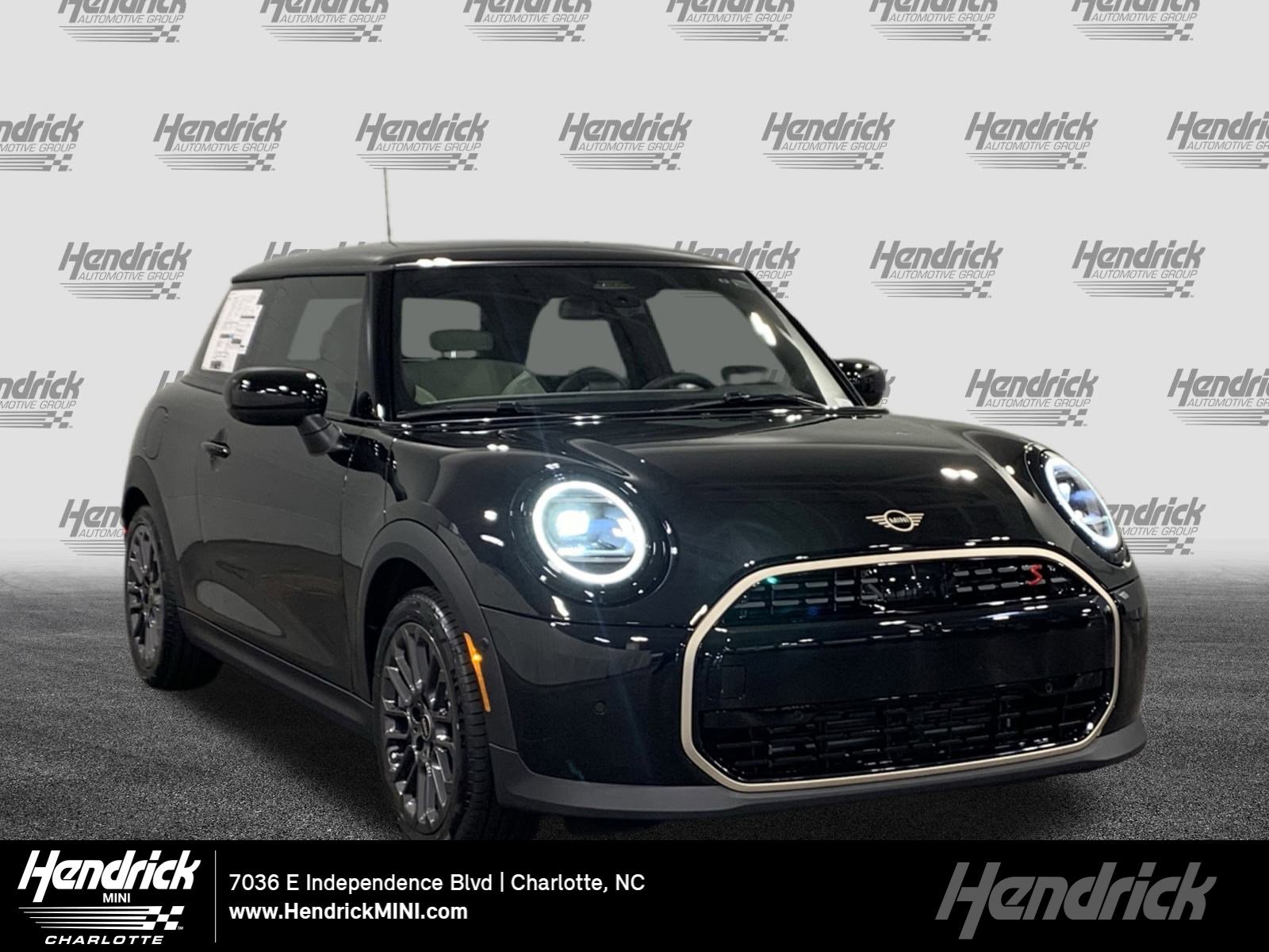 2026 MINI Hardtop 2 Door S's photo