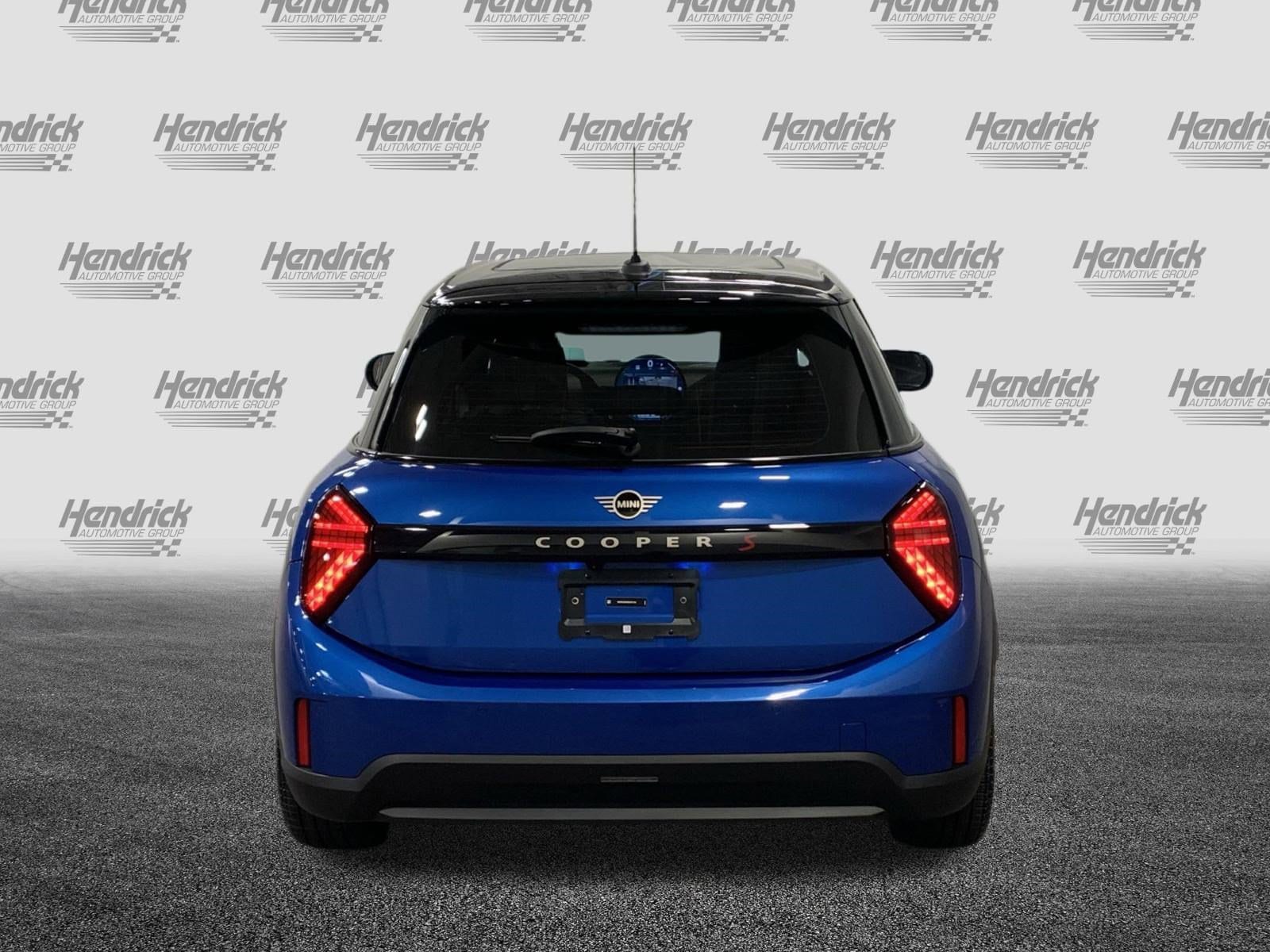 2025 MINI Hardtop 4 Door Cooper S photo 5